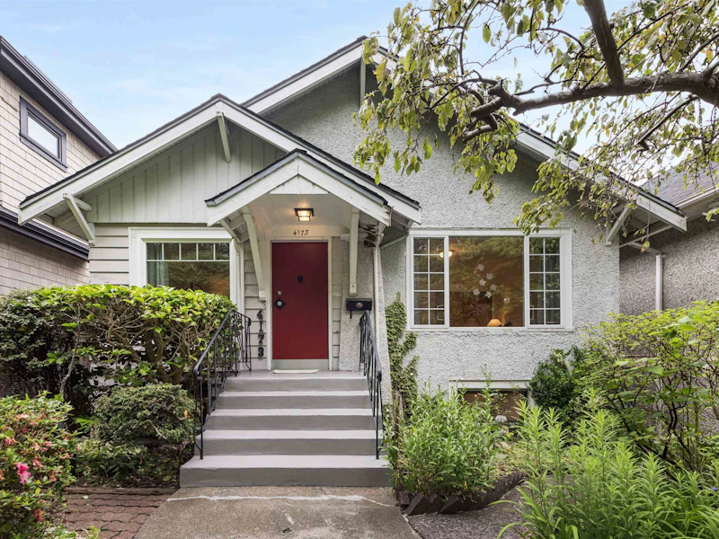 4173 W 12th Avenue, Vancouver BC V6R 2P5