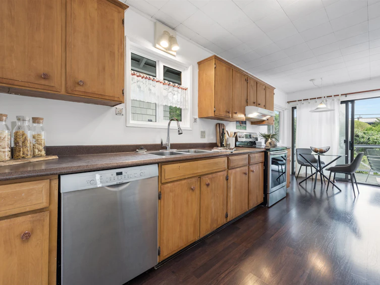 4173 W 12th Avenue, Vancouver, BC, V6R 2P5 - 10