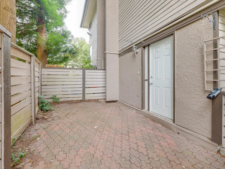 10634 Holly Park Lane, Surrey, BC, V3R 6X9 - 26