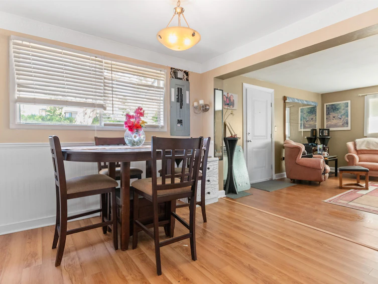 586 6th Avenue, Hope, BC, V0X 1L0 - 4