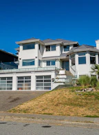 2246 Sicamous Avenue