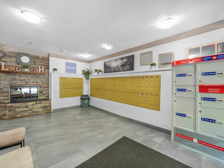 111-10698 151a Street, Surrey, BC, V3R 8T5 - 22