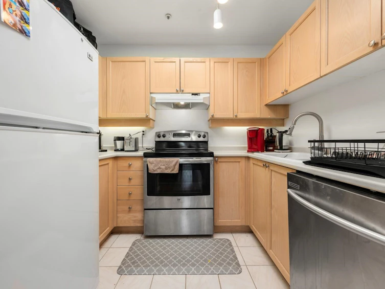 308-8680 Lansdowne Road, Richmond, BC, V6X 1B9 - 6
