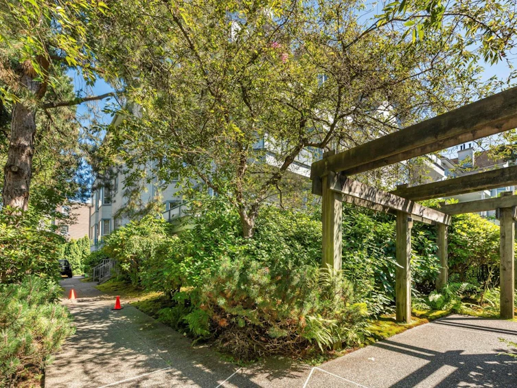 308-8680 Lansdowne Road, Richmond, BC, V6X 1B9 - 26