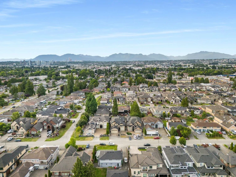 11631 Montego Street, Richmond, BC, V6X 1H6 - 26