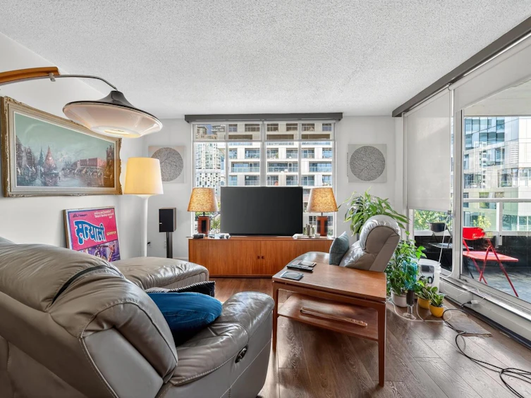 801-1500 Howe Street, Vancouver, BC, V6Z 2M8 - 9