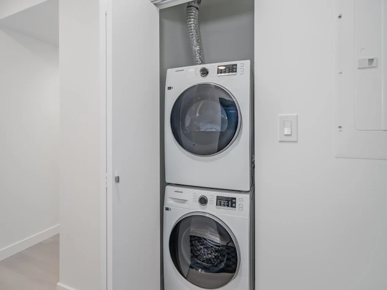 3103-13725 George Junction, Surrey, BC, V3T 0V7 - 23