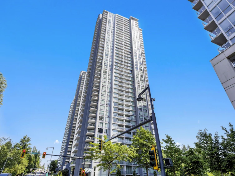 807-13696 100 Avenue, Surrey, BC, V3T 0L5 - 3