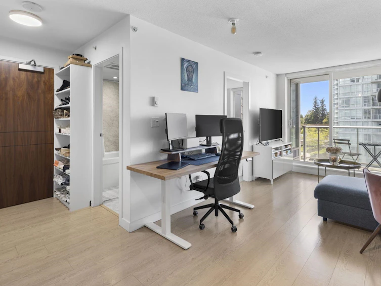 807-13696 100 Avenue, Surrey, BC, V3T 0L5 - 10