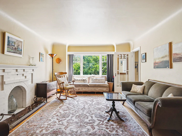 4533 W 8th Avenue, Vancouver, BC, V6R 2A4 - 6