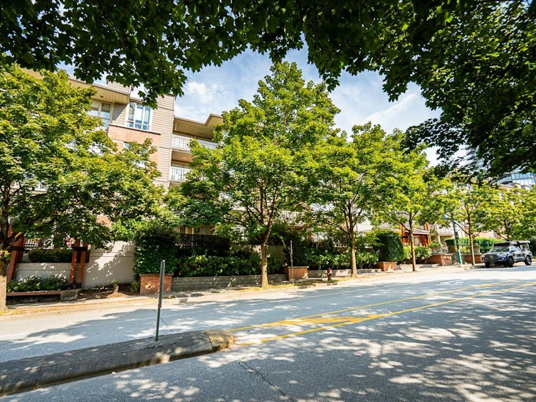 217-801 Klahanie Drive, Port Moody, BC, V3H 5K4 - 39