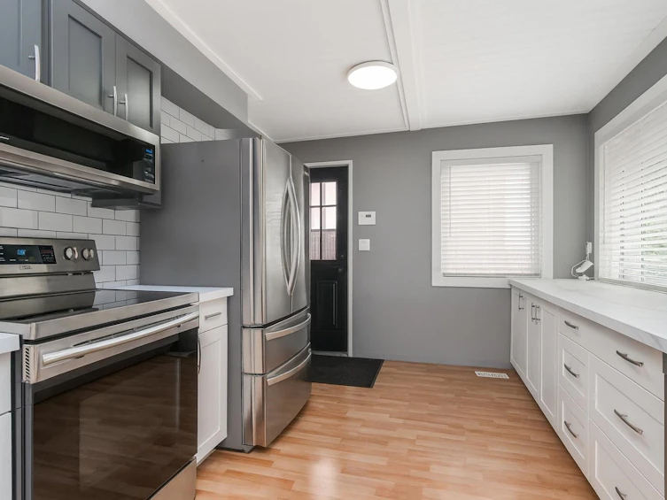 8261 Dogwood Street, Mission, BC, V2V 3R7 - 4