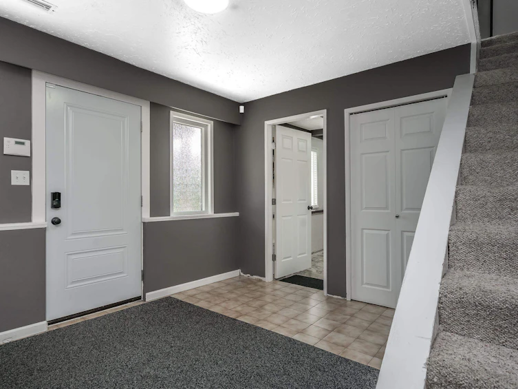 8261 Dogwood Street, Mission, BC, V2V 3R7 - 2