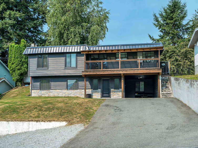 8261 Dogwood Street, Mission, BC, V2V 3R7