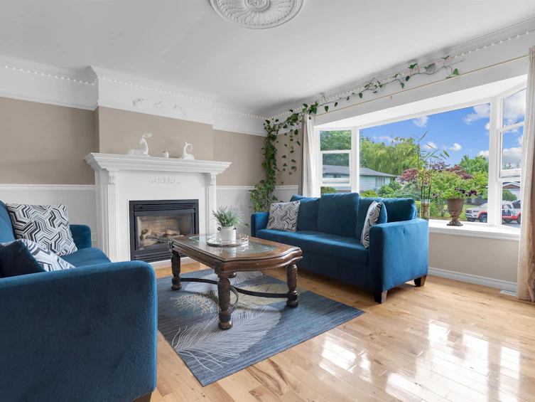 17460 61b Avenue, Surrey, BC, V3S 5K6 - 2