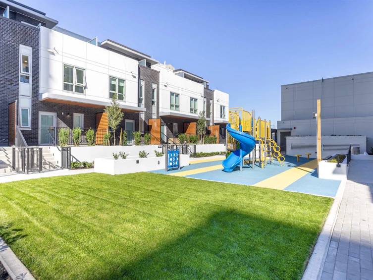 1509-13428 105 Avenue, Surrey, BC, V3T 0S6 - 14