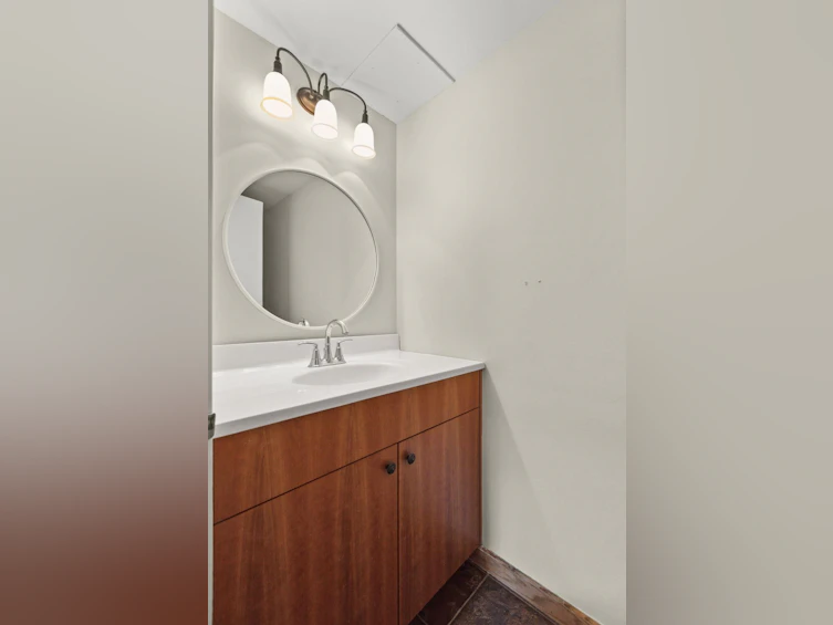 1142 Premier Street, North Vancouver, BC, V7J 2H3 - 14