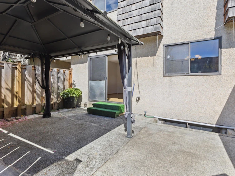 1142 Premier Street, North Vancouver, BC, V7J 2H3 - 9