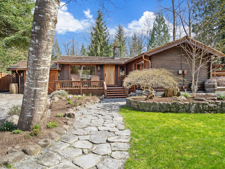 13366 233 Street, Maple Ridge, BC, V4R 2R6 - 2
