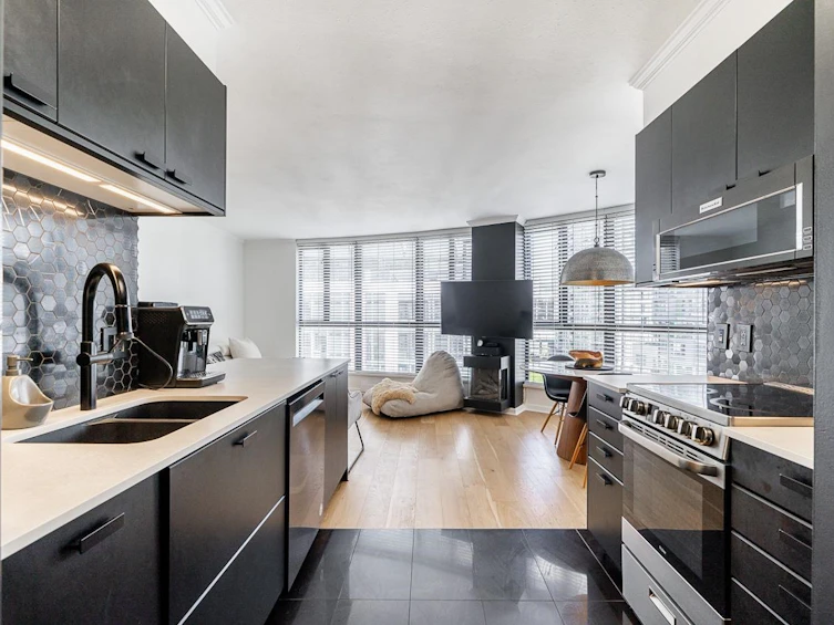 1005-488 Helmcken Street, Vancouver, BC, V6B 6E4 - 8