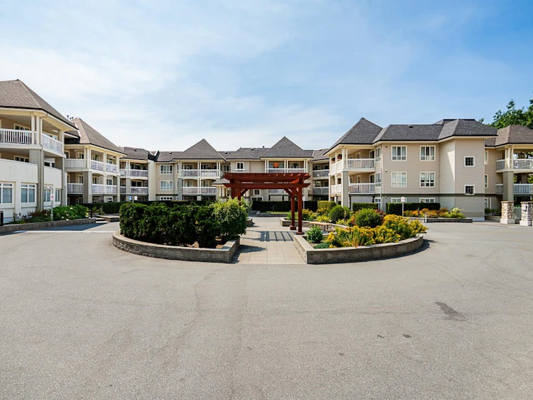 330-22020 49 Avenue, Langley, BC, V3A 3R9 - 38