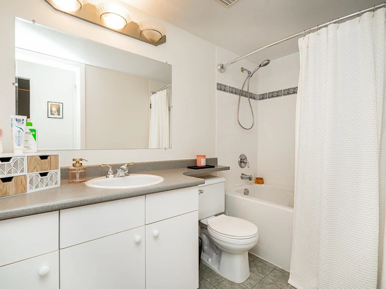 330-22020 49 Avenue, Langley, BC, V3A 3R9 - 23