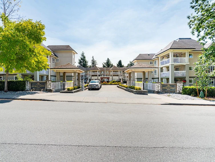 330-22020 49 Avenue, Langley, BC, V3A 3R9 - 2