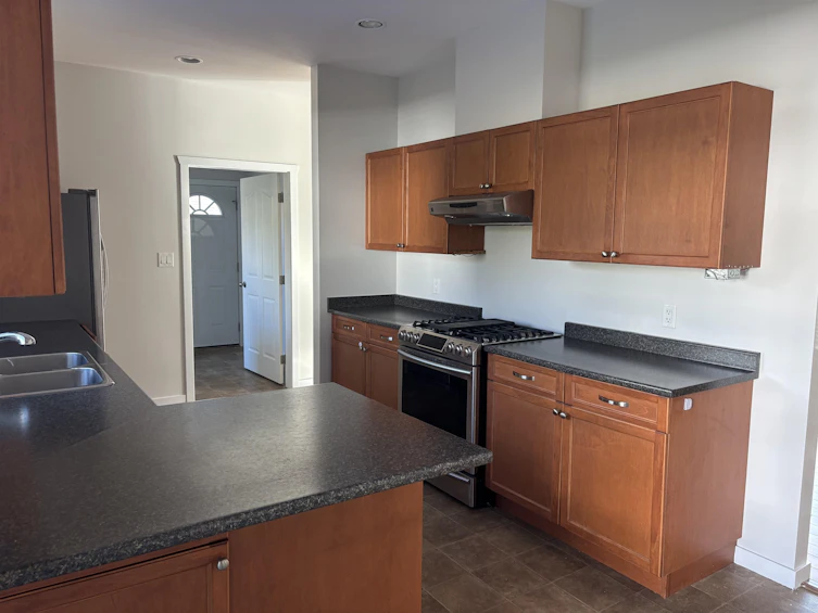 5756 Neptune Road, Sechelt, BC, V0N 3A0 - 11
