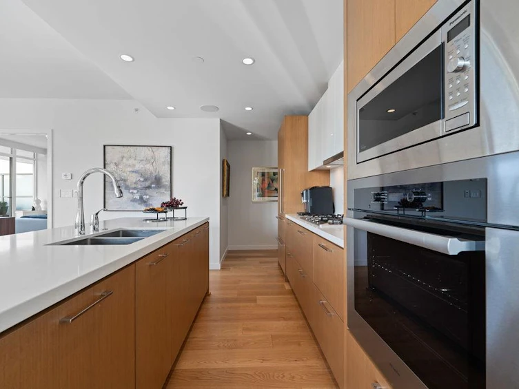 101-768 Arthur Erickson Place, West Vancouver, BC, V7T 0B6 - 17