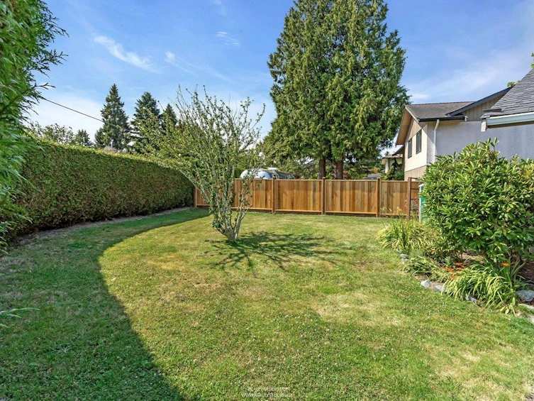 999 53a Street, Delta, BC, V4M 3E2 - 37