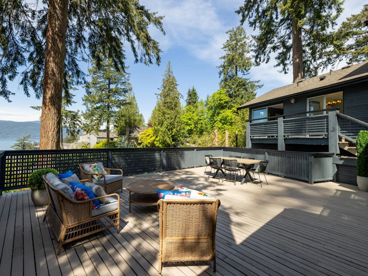 5502 Parthenon Place, West Vancouver, BC, V7W 2V7 - 5