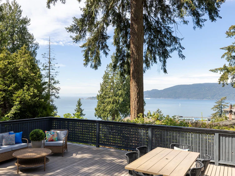 5502 Parthenon Place, West Vancouver, BC, V7W 2V7 - 2