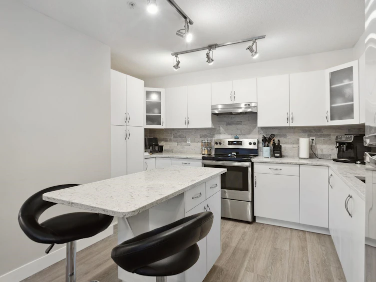 310-160 Shoreline Circle, Port Moody, BC, V3H 0B2 - 8