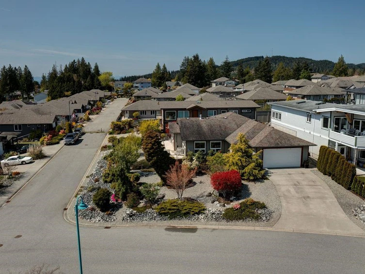 6327 Baillie Road, Sechelt, BC, V7Z 0N7 - 37