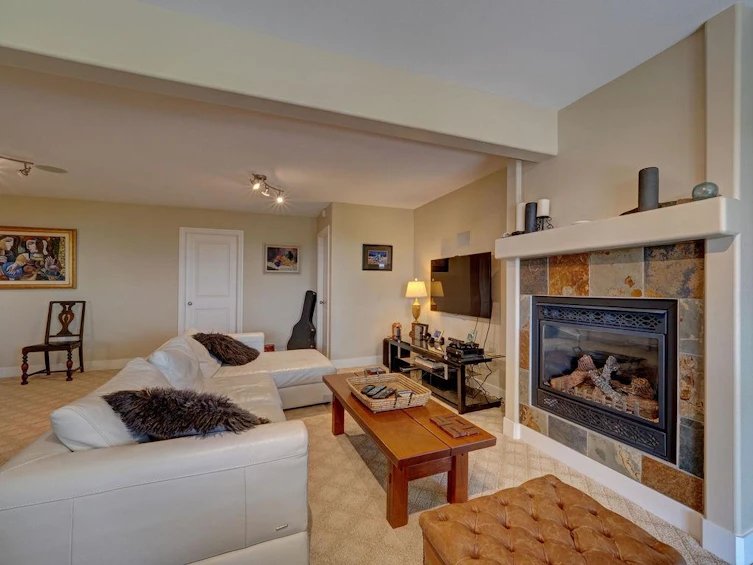 6327 Baillie Road, Sechelt, BC, V7Z 0N7 - 29