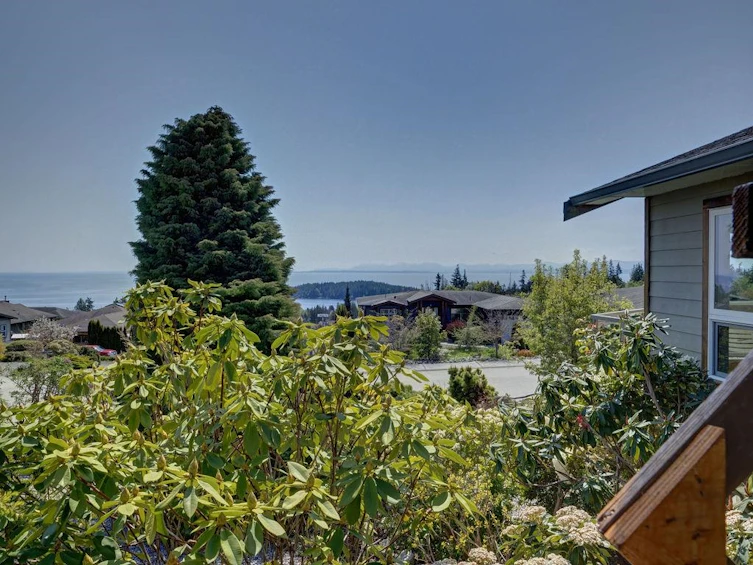 6327 Baillie Road, Sechelt, BC, V7Z 0N7 - 3