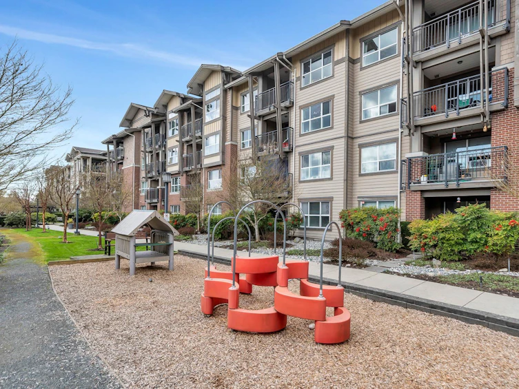 302-5885 Irmin Street, Burnaby, BC, V5J 0C2 - 38