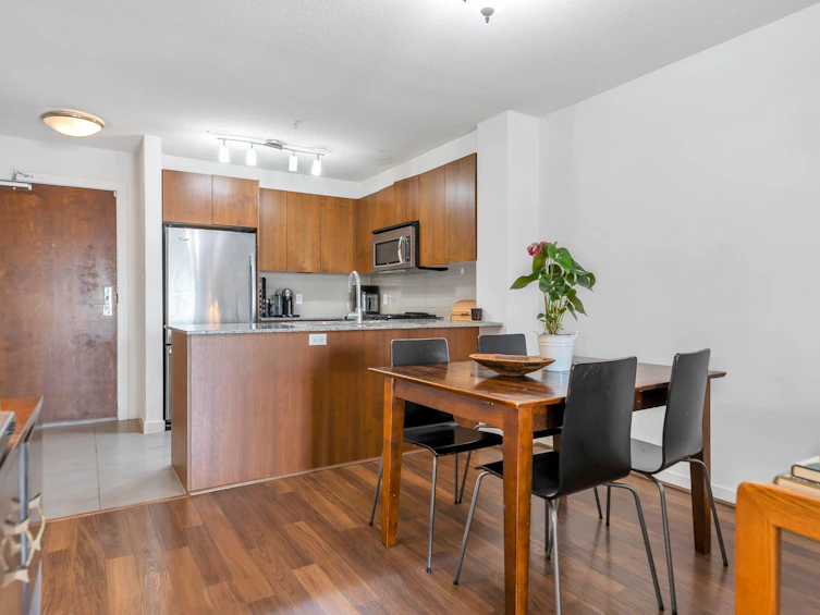 302-5885 Irmin Street, Burnaby, BC, V5J 0C2 - 13