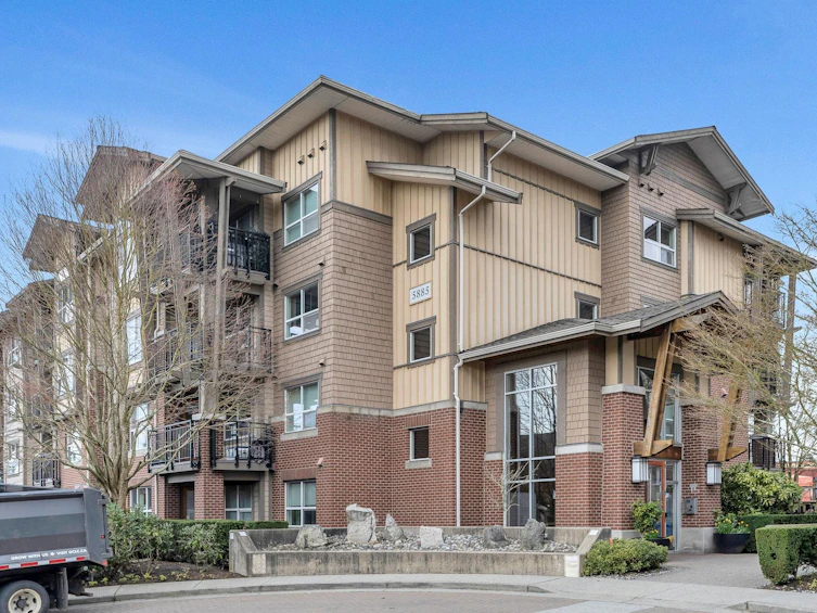 302-5885 Irmin Street, Burnaby, BC, V5J 0C2 - 4