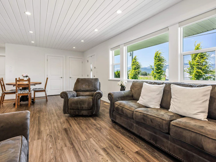 45080 South Sumas Road, Chilliwack, BC, V2R 1W5 - 13