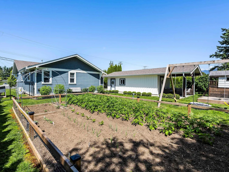 45080 South Sumas Road, Chilliwack, BC, V2R 1W5 - 33