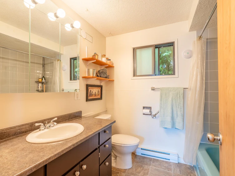 5459 Derby Road, Sechelt, BC, V7Z 0M1 - 18