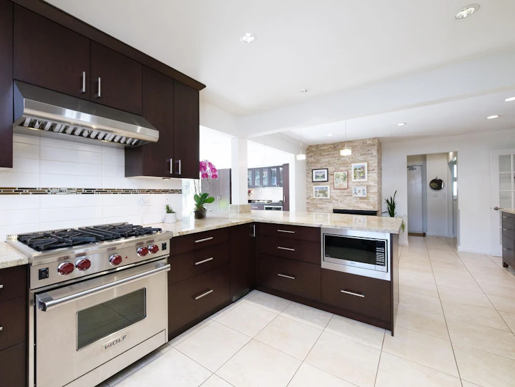 7650 Berkley Street, Burnaby, BC, V5E 4A7 - 9