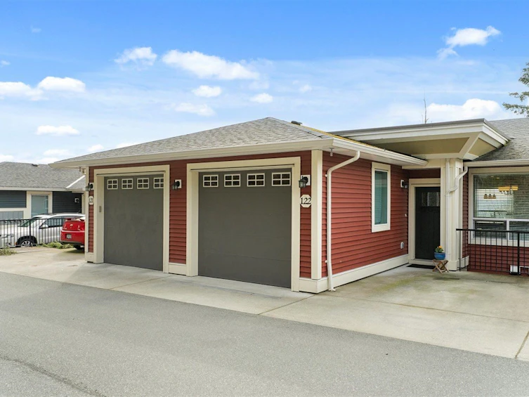 122-6026 Lindeman Street, Chilliwack, BC, V2R 0W1