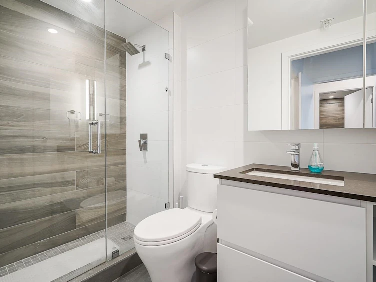 1404-13655 Fraser Highway, Surrey, BC, V3T 0P8 - 22