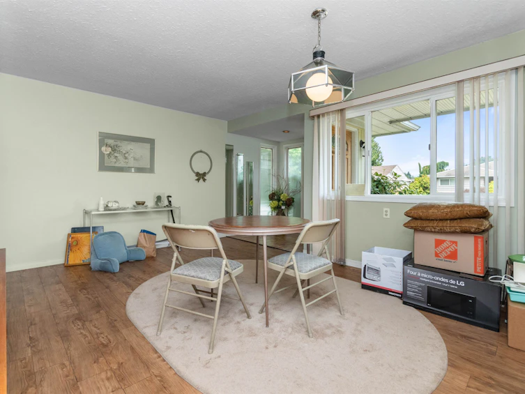 9709 Valemont Street, Chilliwack, BC, V2P 5X1 - 7