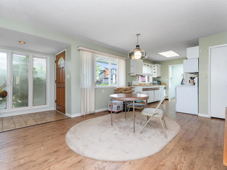 9709 Valemont Street, Chilliwack, BC, V2P 5X1 - 8