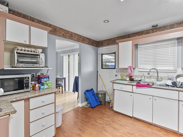 3386 Clearbrook Road, Abbotsford, BC, V2T 4T4 - 10