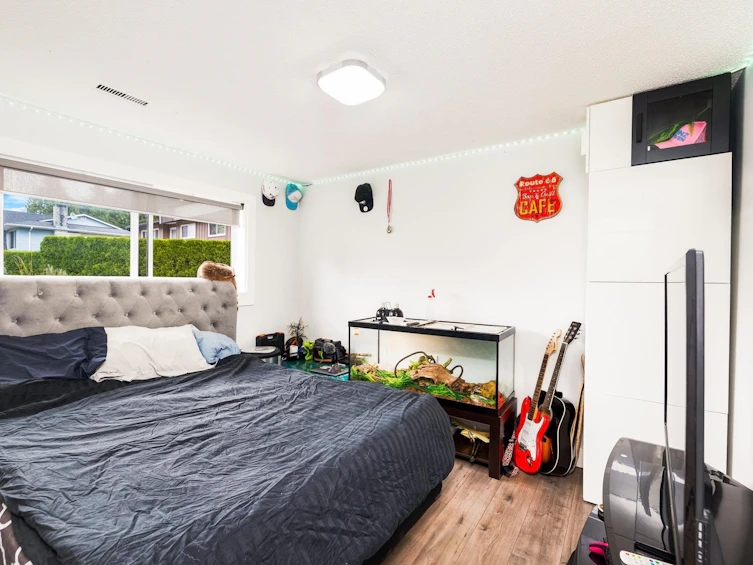 11718 208 Street, Maple Ridge, BC, V2X 7S3 - 17