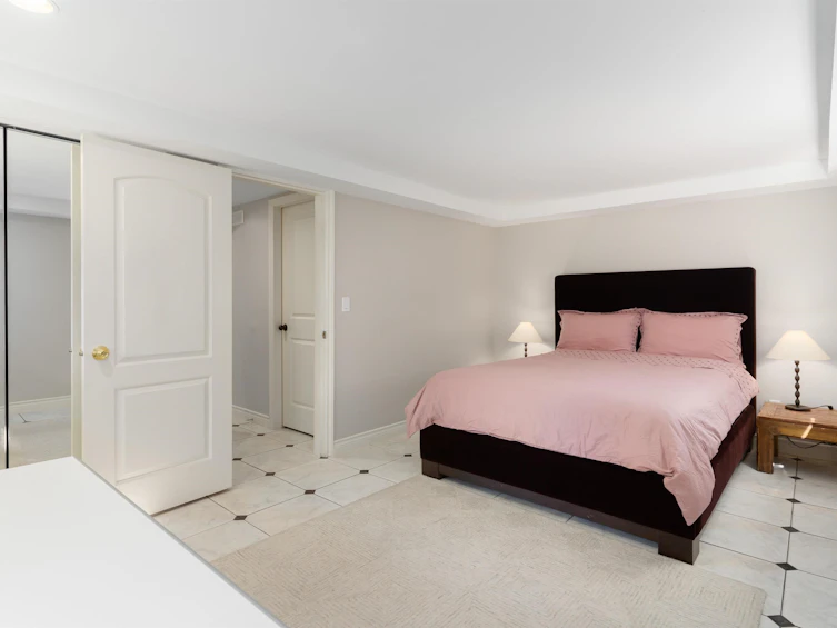 6361 Granville Street, Vancouver, BC, V6M 3E5 - 11
